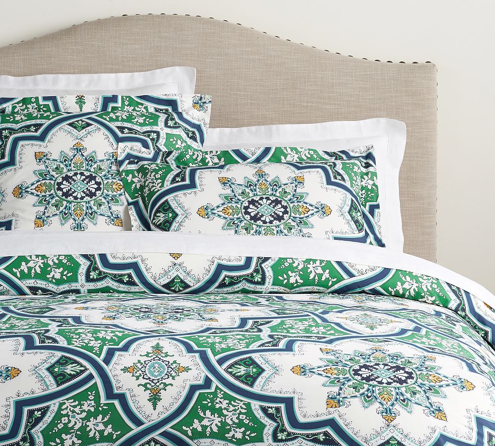 Ashton Medallion Organic Percale Duvet Cover