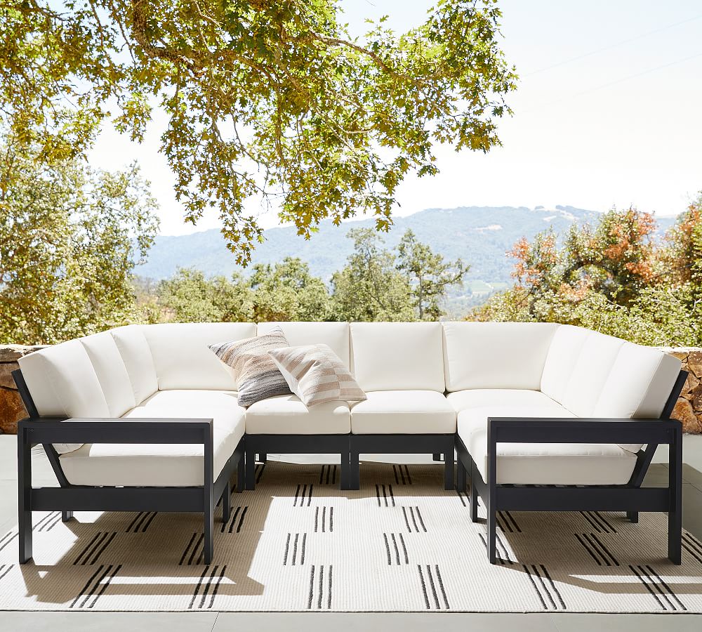 Malibu Metal 8-Piece U-Shaped Outdoor Sectional (115&quot;)