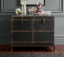 Ludlow Trunk Bar Cabinet (44.5&quot;)