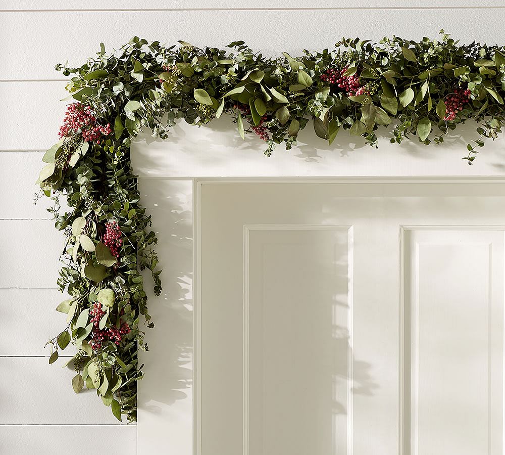 Fresh Holiday Eucalyptus &amp; Berry Garland