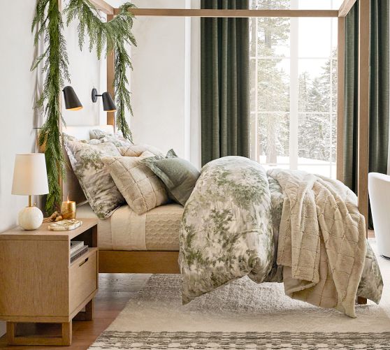 Get the Look: A Cozy Winter Bed