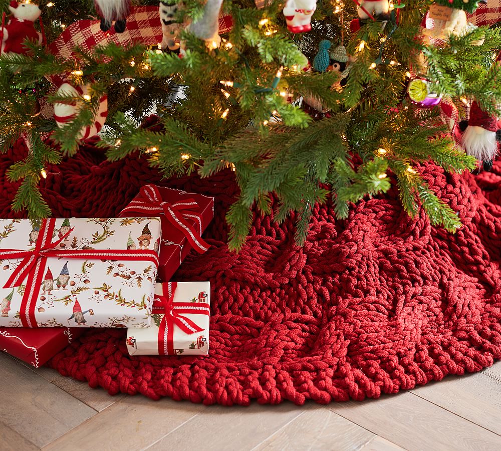 Colossal Handknit Tree Skirt