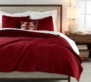 Pottery barn medallion quilt discount
