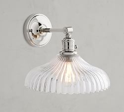 Straight Arm Sconce - Fluted Glass (5'')