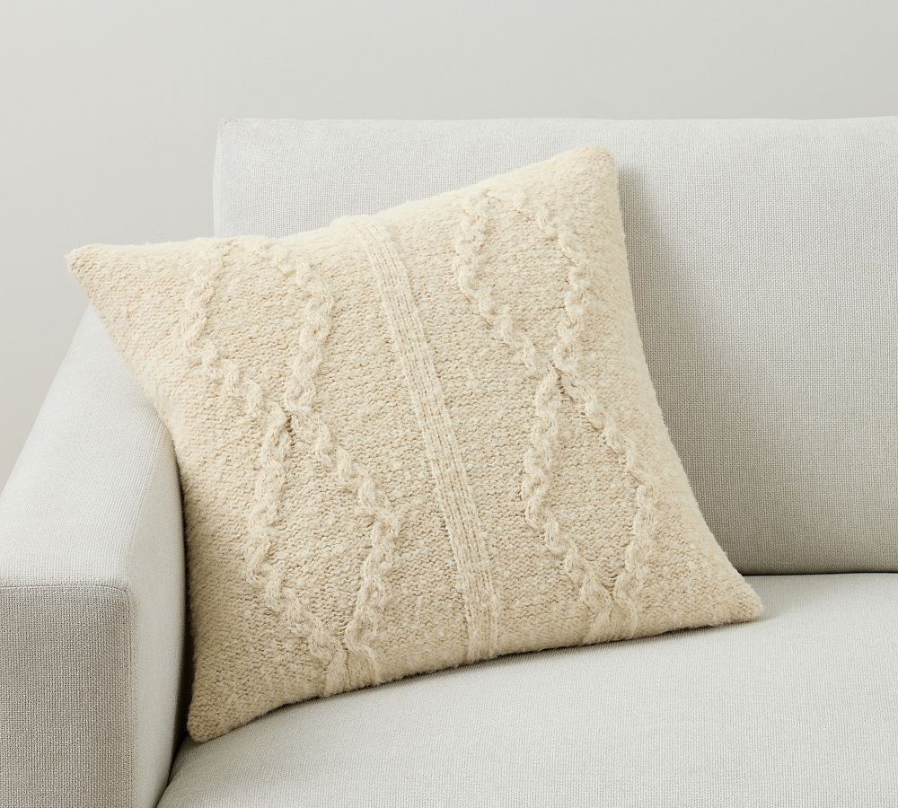 Diamond Cable Knit Pillow - Color Oatmeal