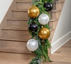 Glam Holiballs