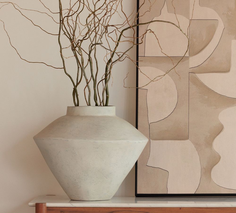 Nana White Vase