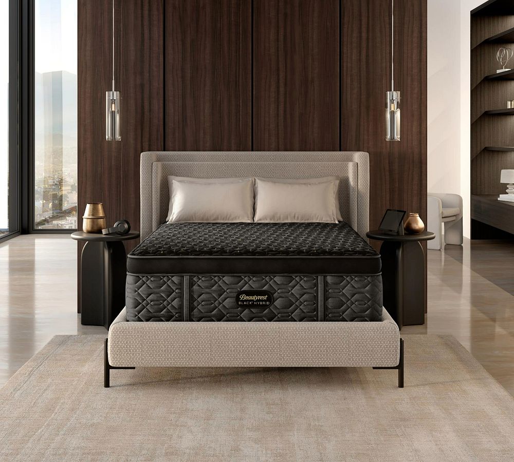 Beautyrest&#174; Black Hybrid Series Four Mattress (16&quot;h)