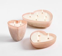 Frosted Glass Heart Candle - Rose Peony