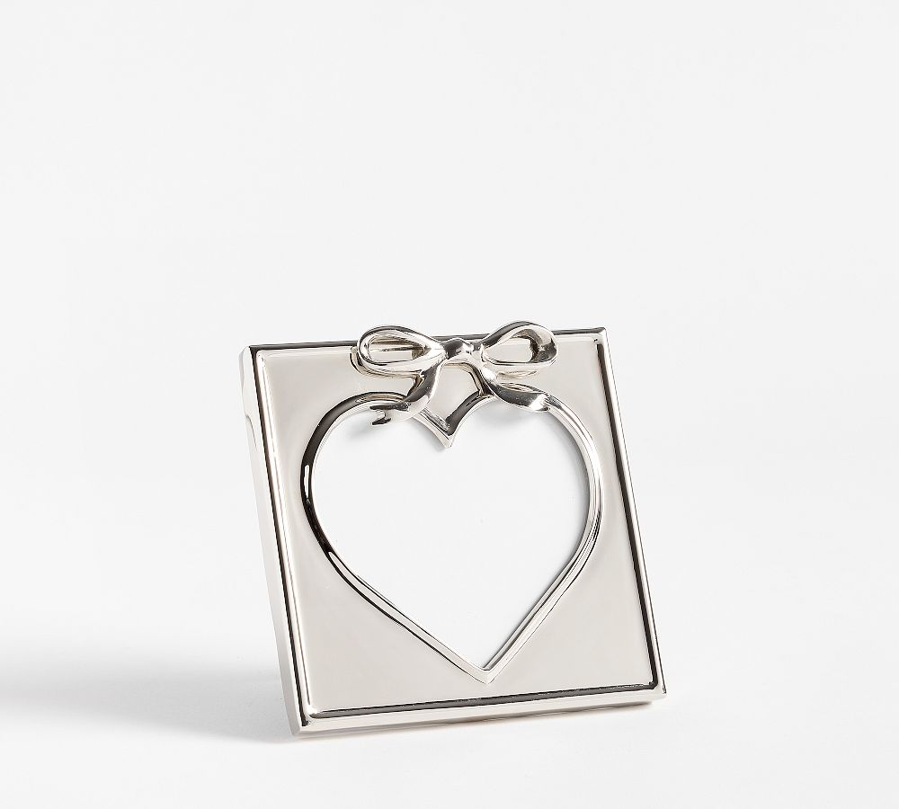 Sweetheart Bow Frame