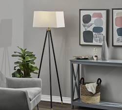 Bryne Metal Tripod Floor Lamp (55&quot;)