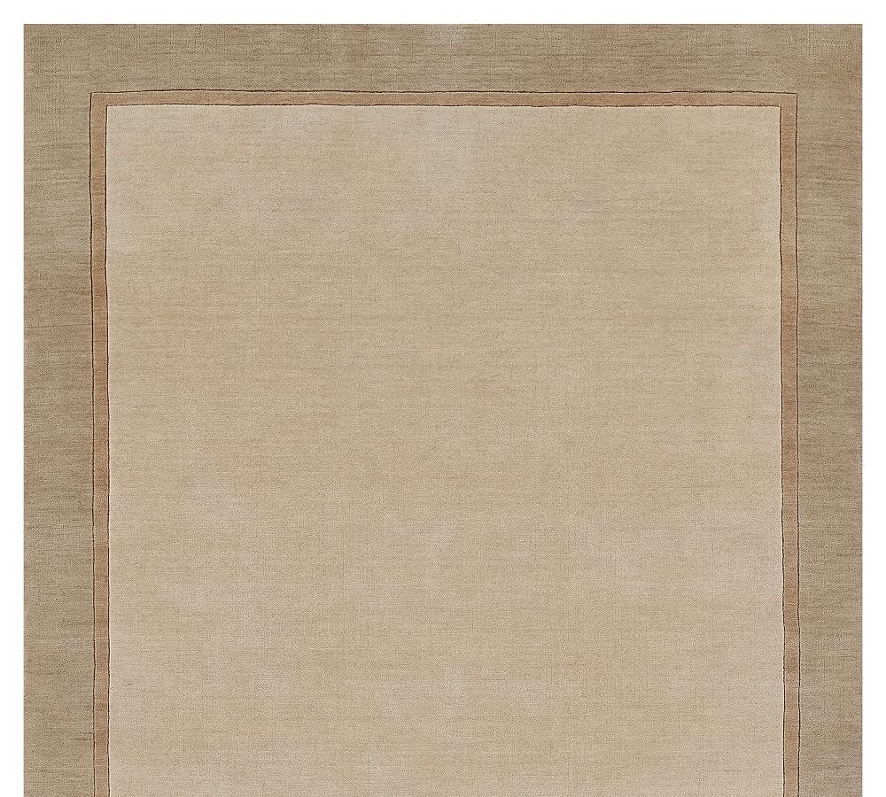 Kari Handcrafted Border Rug
