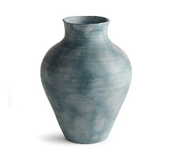 Maria Vase