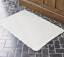 Heirloom Scalloped Bath Mat