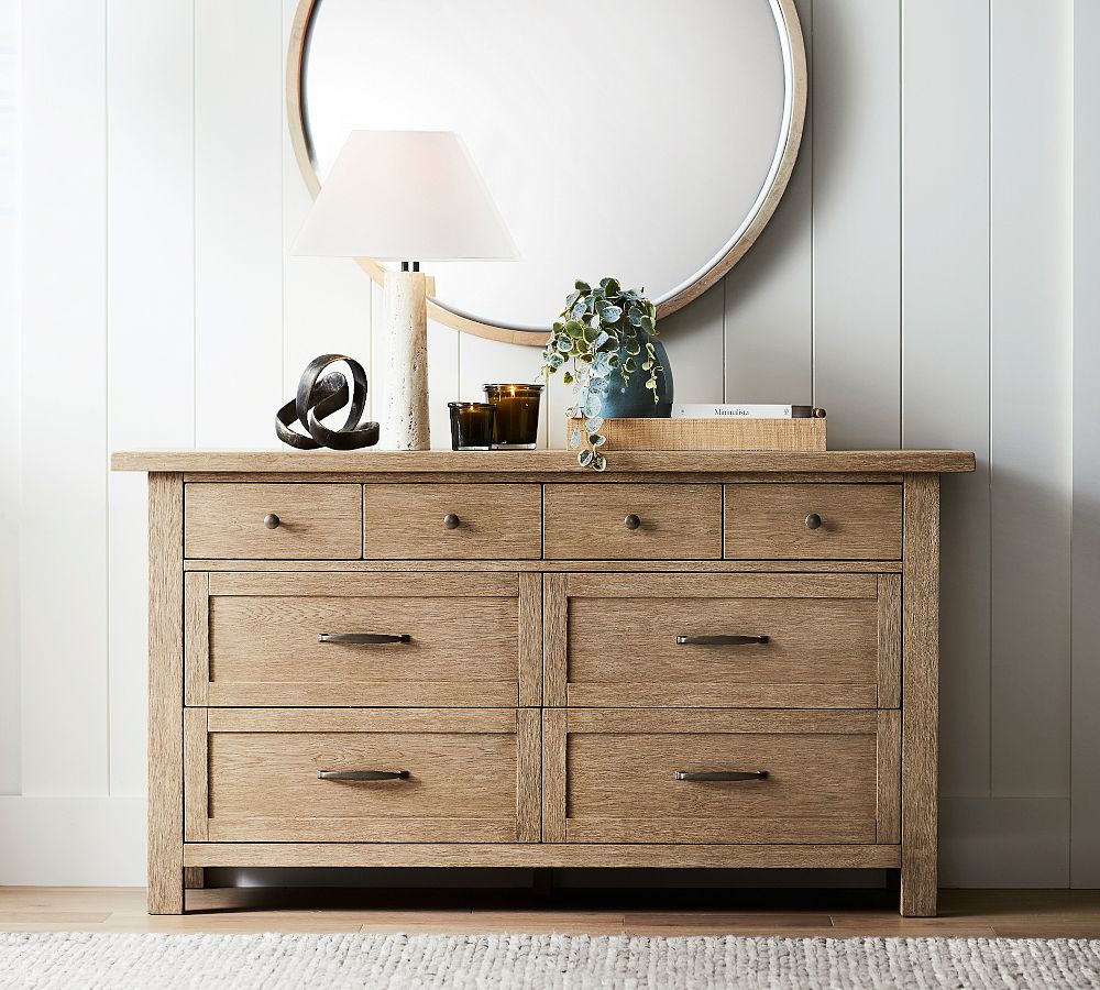 Toscana 8-Drawer Dresser (63&quot;)