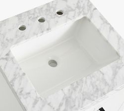 Quinn 22&quot; Single Sink Vanity