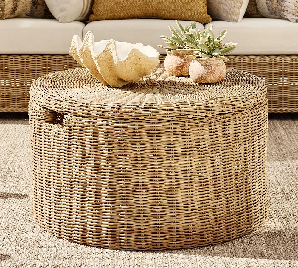 Huntington Wicker Round Outdoor Coffee Table with Storage (34&quot;)