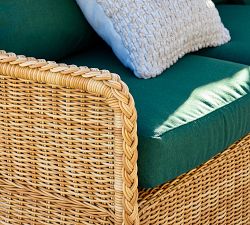 Westport Wicker 8-Piece U-Shaped Outdoor Sectional (127&quot;)
