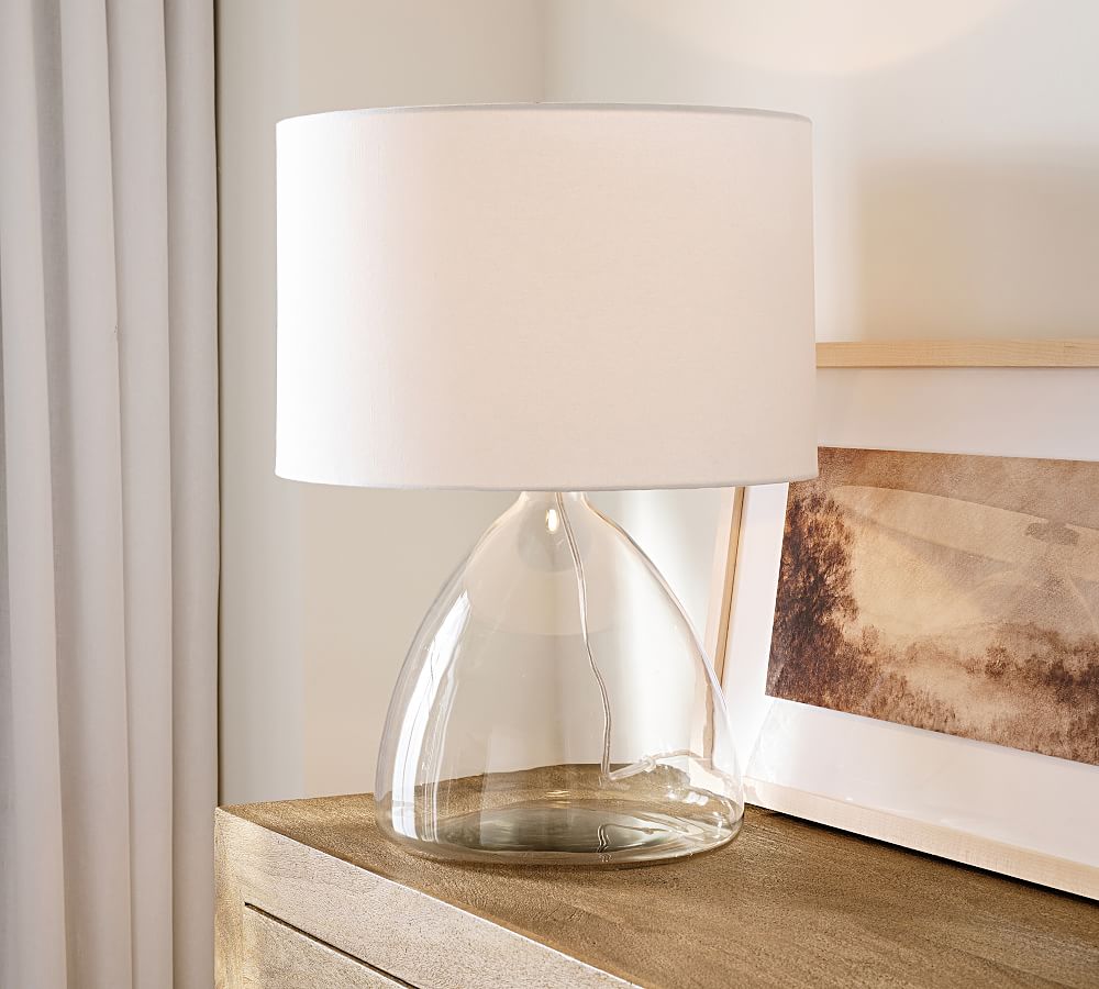 Ansel Glass Table Lamp (22&quot;)