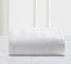 Open Box: Carline Coverlet