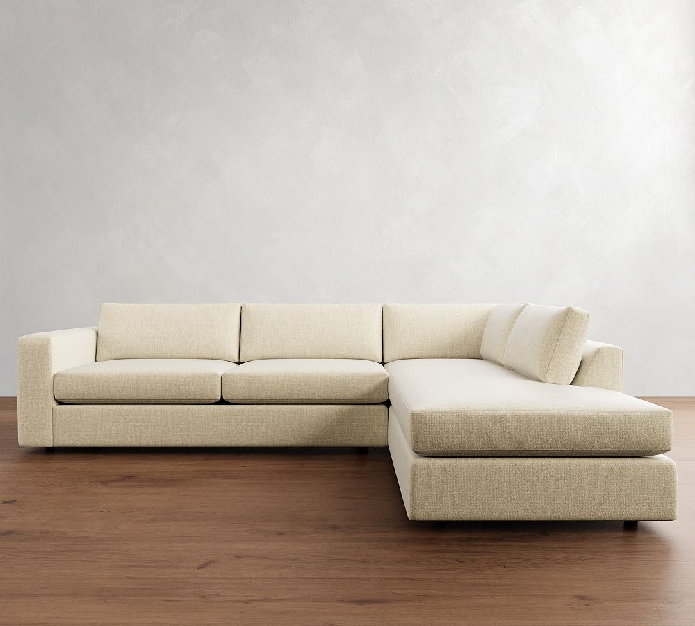 Carmel Wide Arm Return Bumper Sectional (113&quot;&ndash;125&quot;)