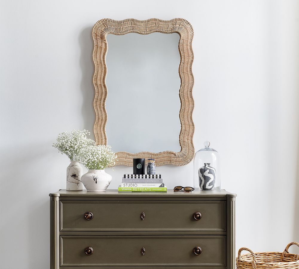 Scalloped Rattan Rectangle Wall Mirror - Stylish Decor