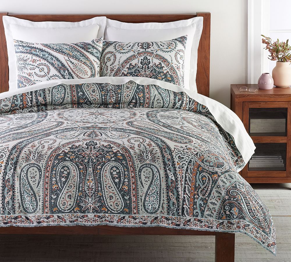 Riya Paisley Organic Percale Duvet Cover &amp; Shams