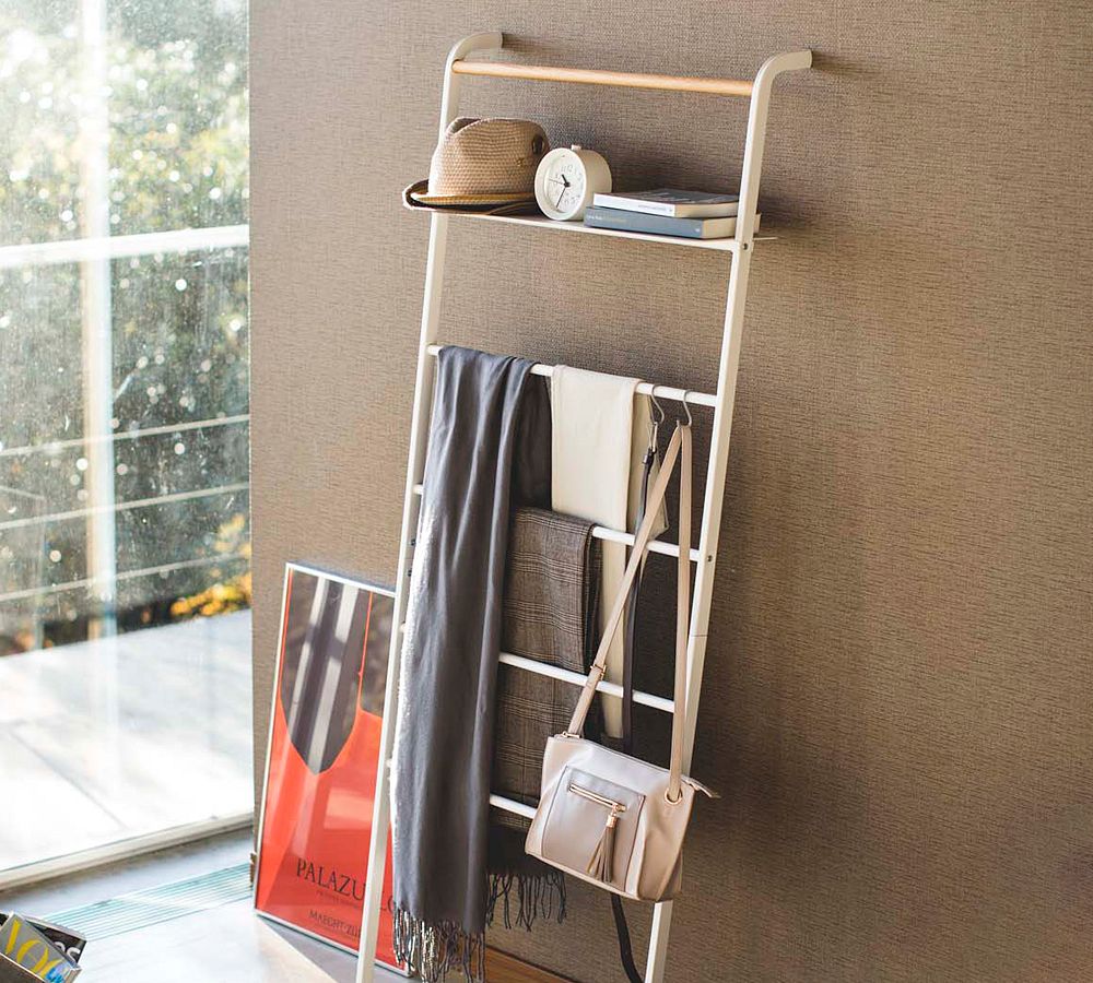 Tower Leaning Ladder With Shelf
