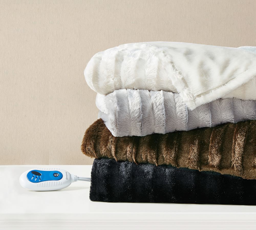 Beautyrest&#174; Heated Faux Fur Throw
