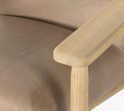 Giovanna Chair