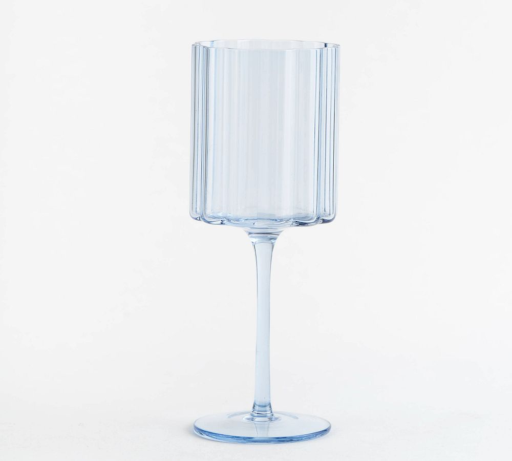 Scalloped Rim Wine Glass