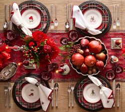 Holiday Classics Napkins - Set of 4