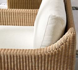 Hampton Wicker Swivel Outdoor Lounge Chair