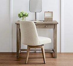 Farmhouse Makeup Vanity