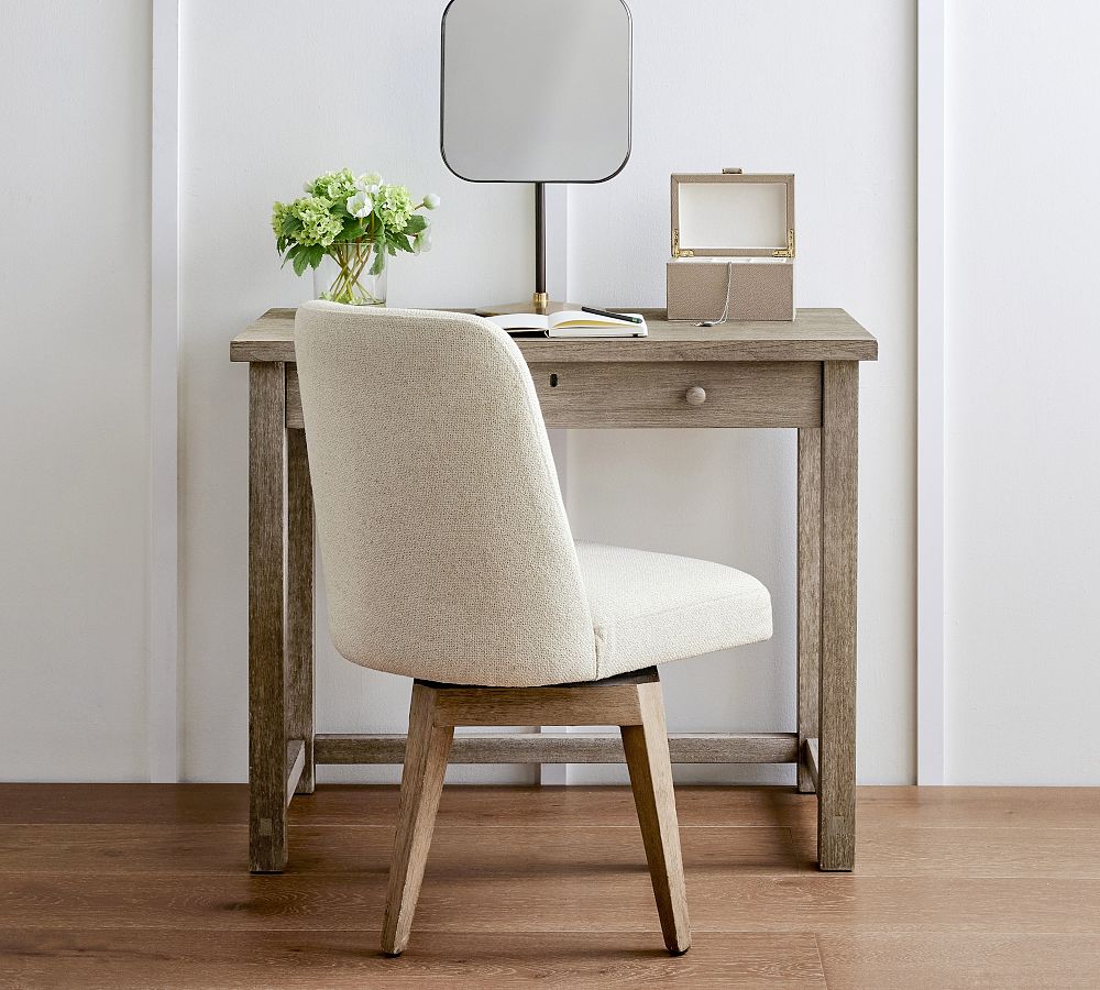 Farmhouse Makeup Vanity