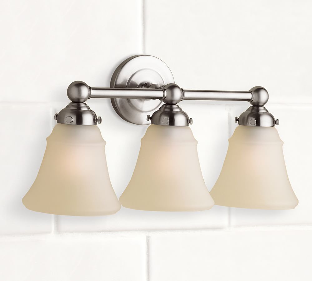 Sussex Triple Sconce (19&quot;)