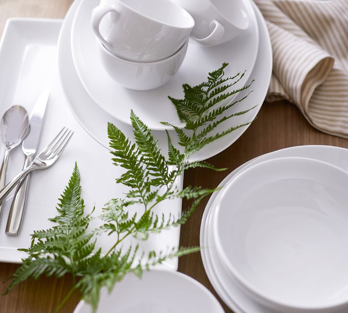PB Classic Coupe 16-Piece Dinnerware Set | Pottery Barn