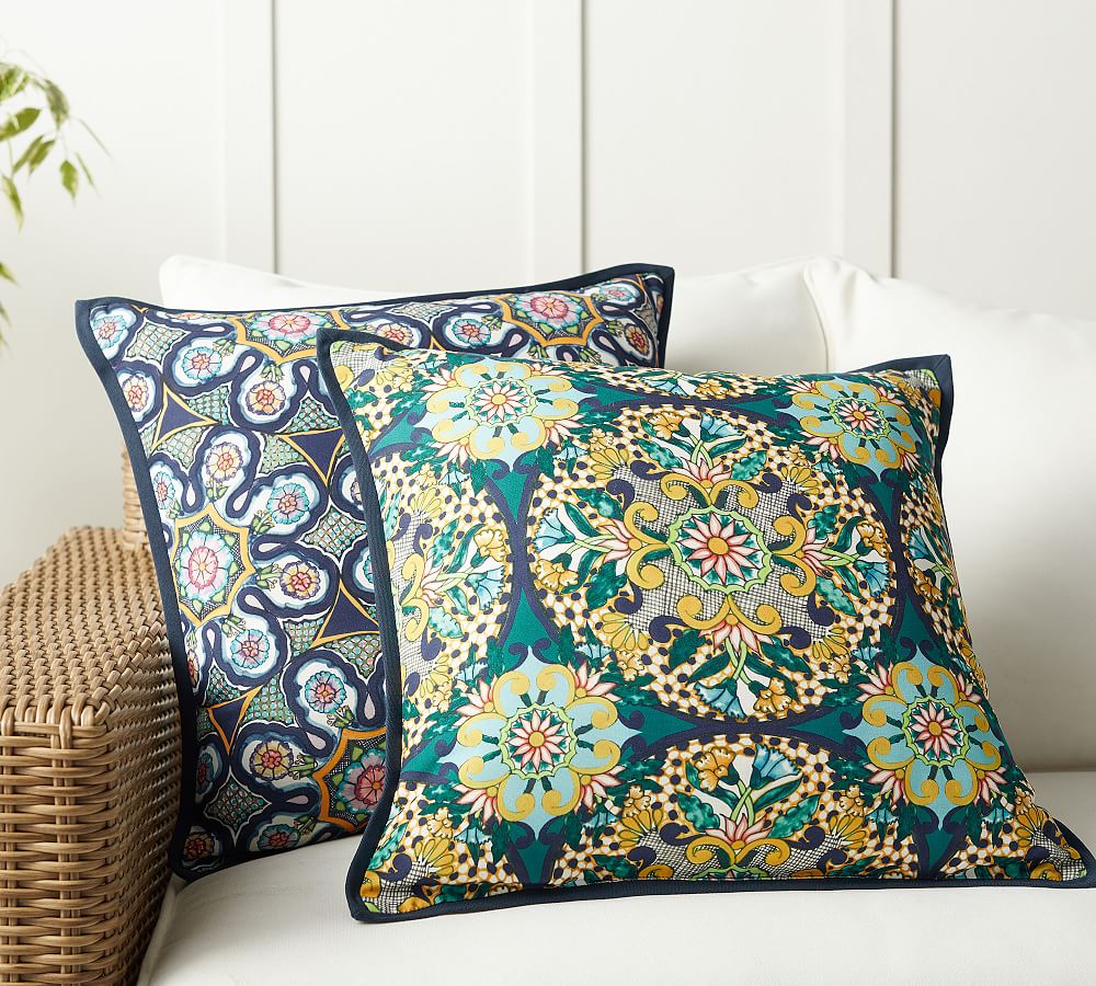 Del Sol Outdoor Pillow
