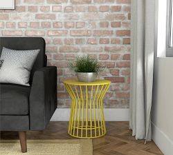 Gatlin Metal Round Outdoor Side Table (20&quot;)