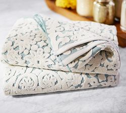 Sammie Tile Sculpted 650-gram Weight Bath Towel