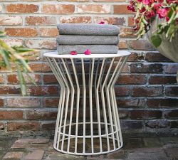 Gatlin Metal Round Outdoor Side Table (20&quot;)