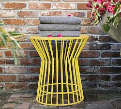 Gatlin Metal Round Outdoor Side Table (20&quot;)