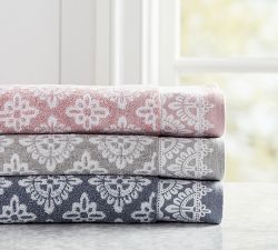 Alva Jacquard Towel