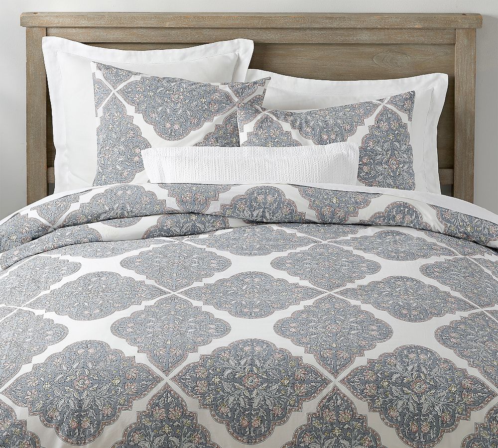 Amiri Organic Medallion Print Percale Duvet Cover &amp; Shams