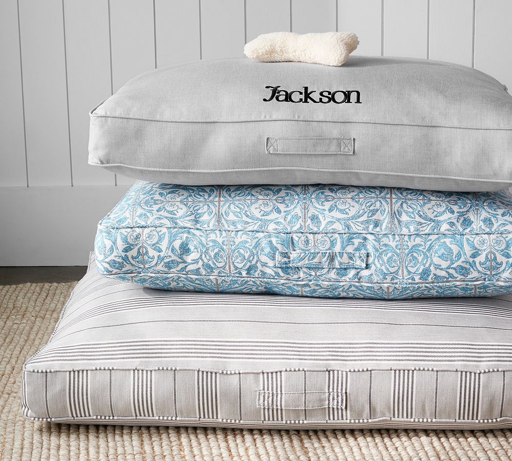Sunbrella&#0174; Hansen Pet Bed Collection