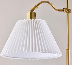 Dahlia Metal Table Lamp (26&quot;)