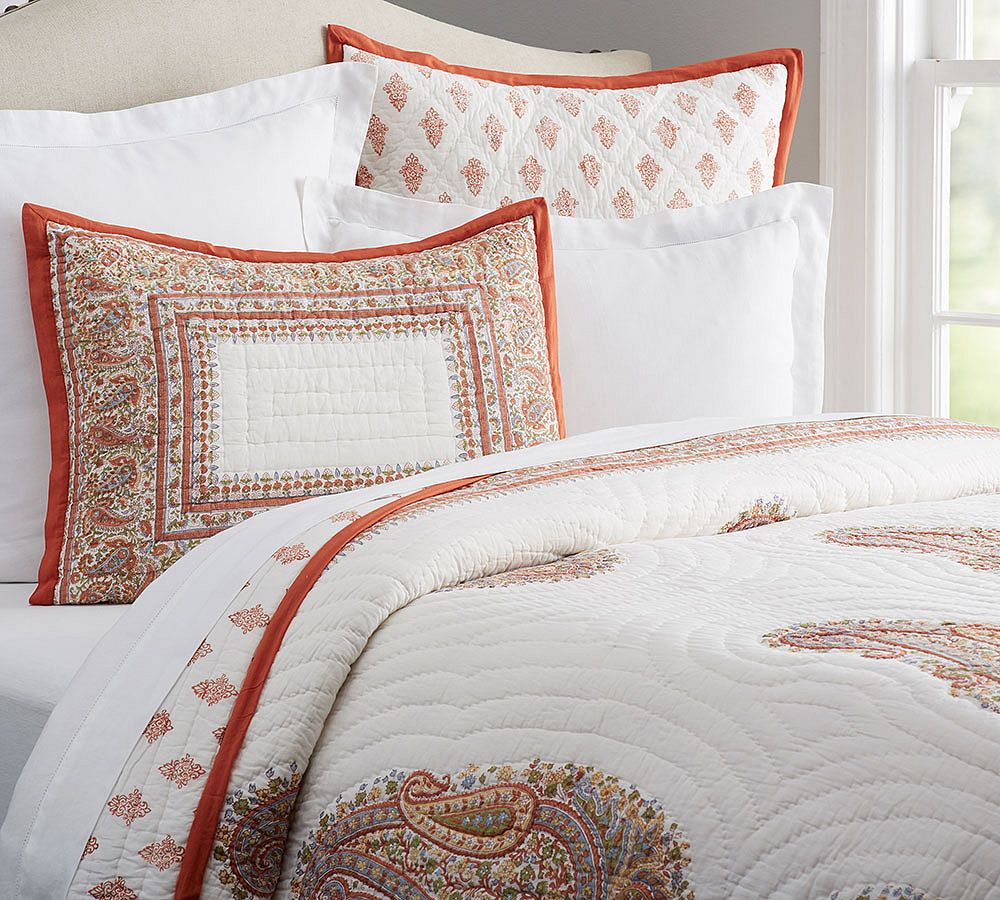Deya Block Print Quilt &amp; Shams