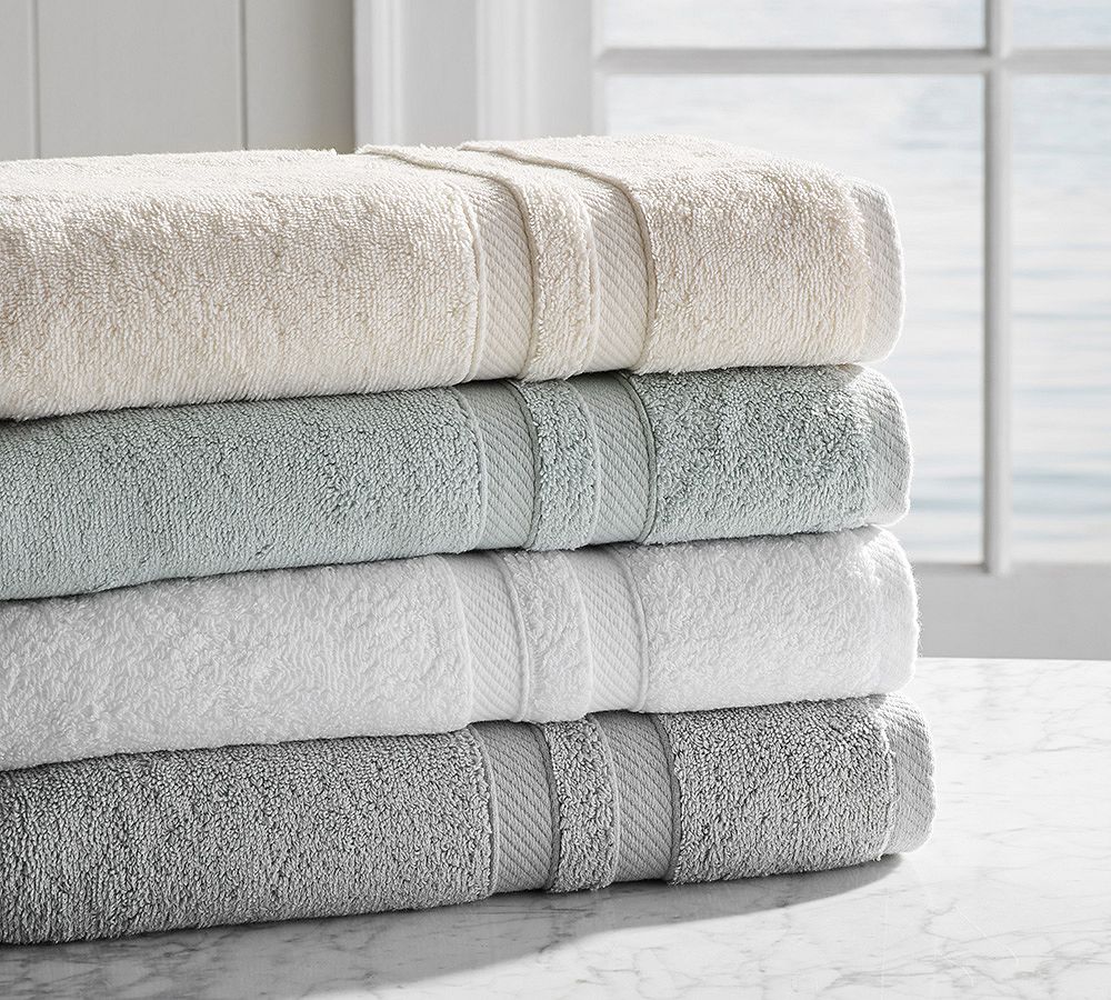 PB Essential 650-Gram Weight Bath Towel