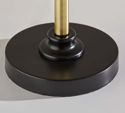 Lark Iron Table Lamp (23&quot;)