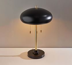 Lark Iron Table Lamp (23&quot;)